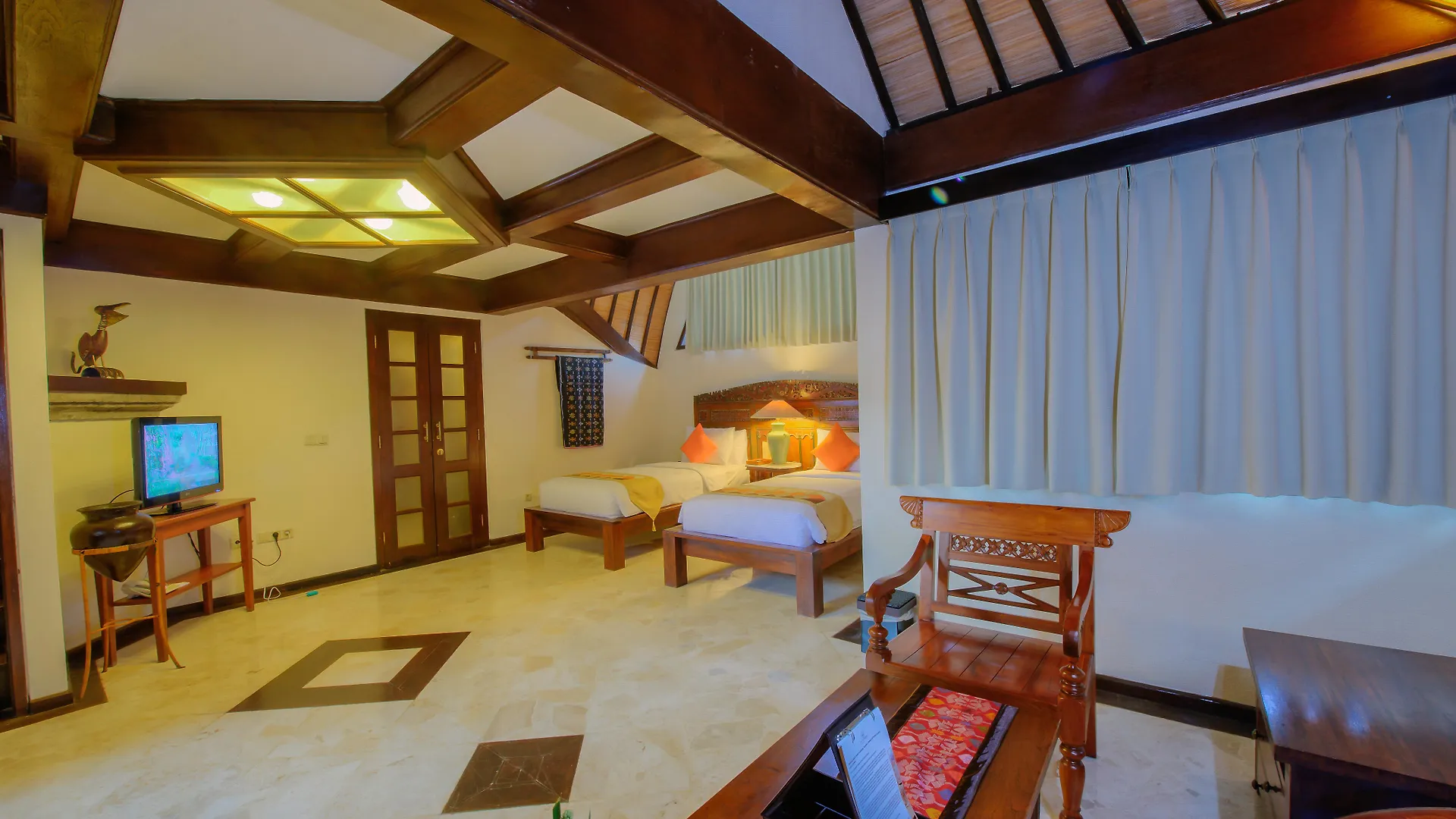 Hotel Vila Lumbung Seminyak