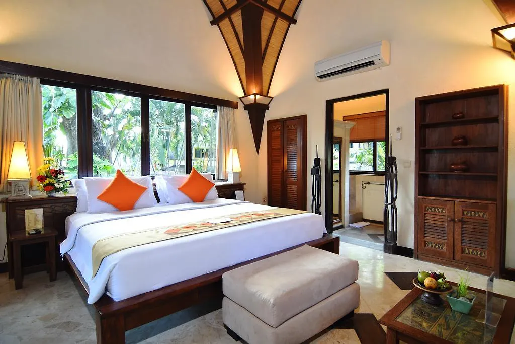 Hotel Vila Lumbung Seminyak